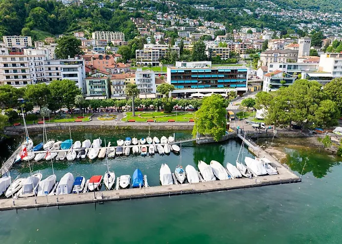Hotel & Lounge Lago Maggiore